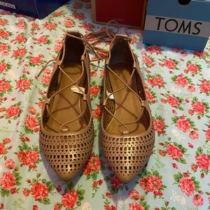 Cut Out Detailed Flats